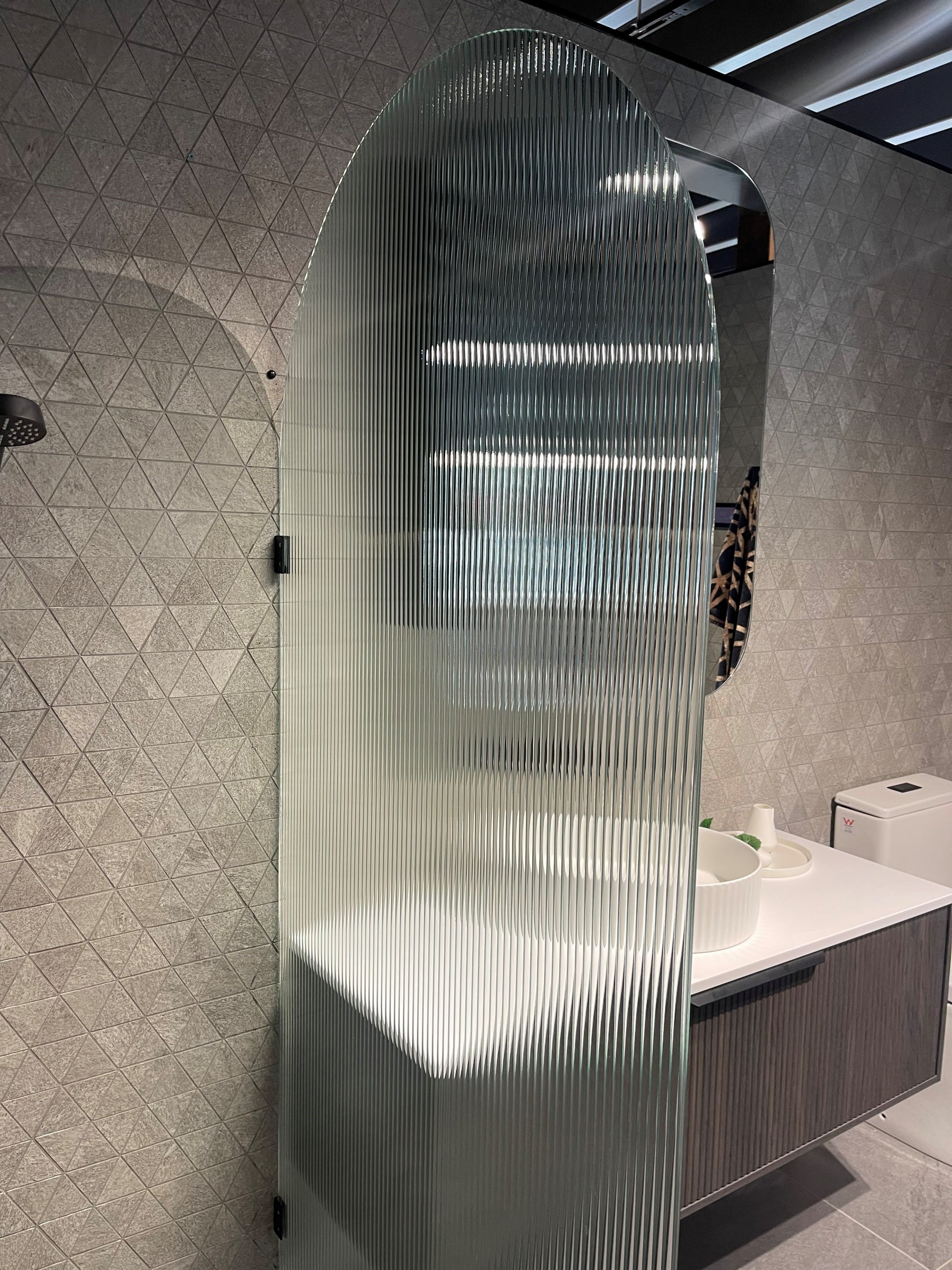 Walk In Arch Panel Reeded Glass - Designer Bathware