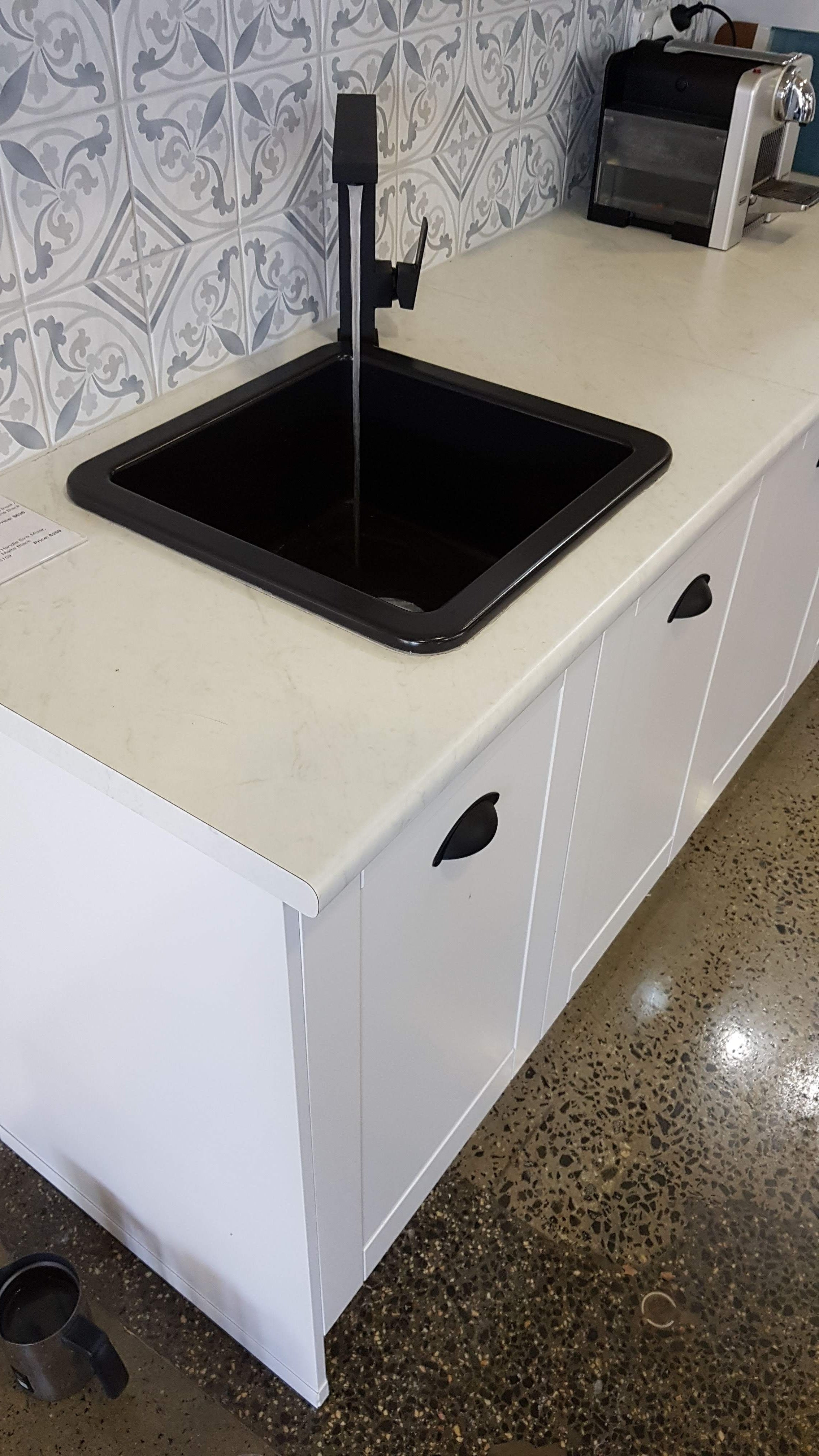 Cuisine 46 x 46 Inset / Undermount Fine Fireclay Sink - Designer Bathware
