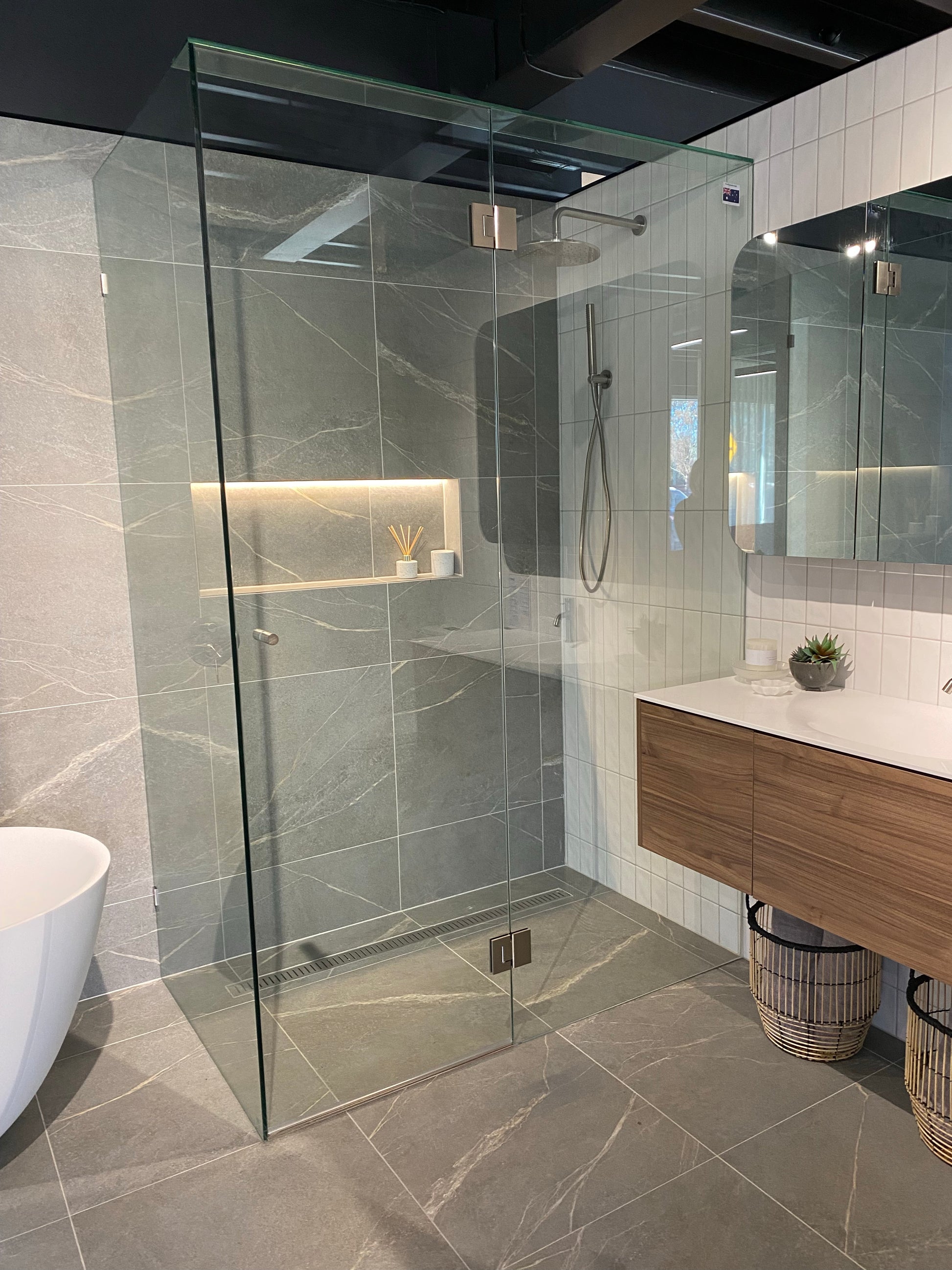 Custom Frameless Shower Screens - Designer Bathware