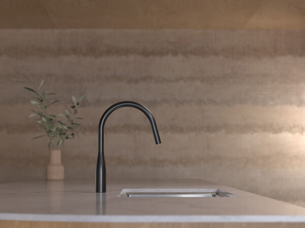 Caroma Contura® II Pull Out Sink Mixer - Matte Black