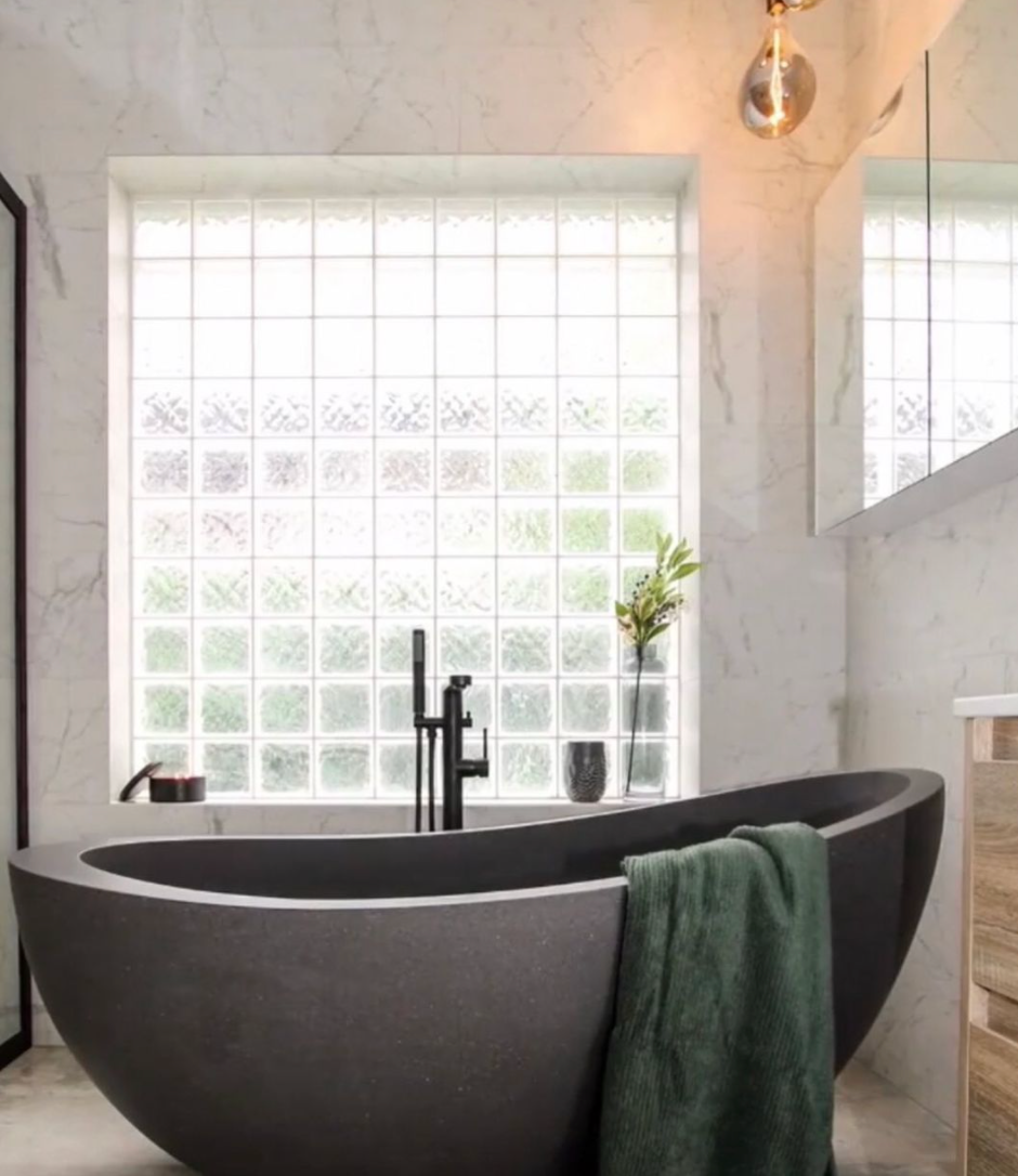 Pietra Bianca Autumn Freestanding Bath