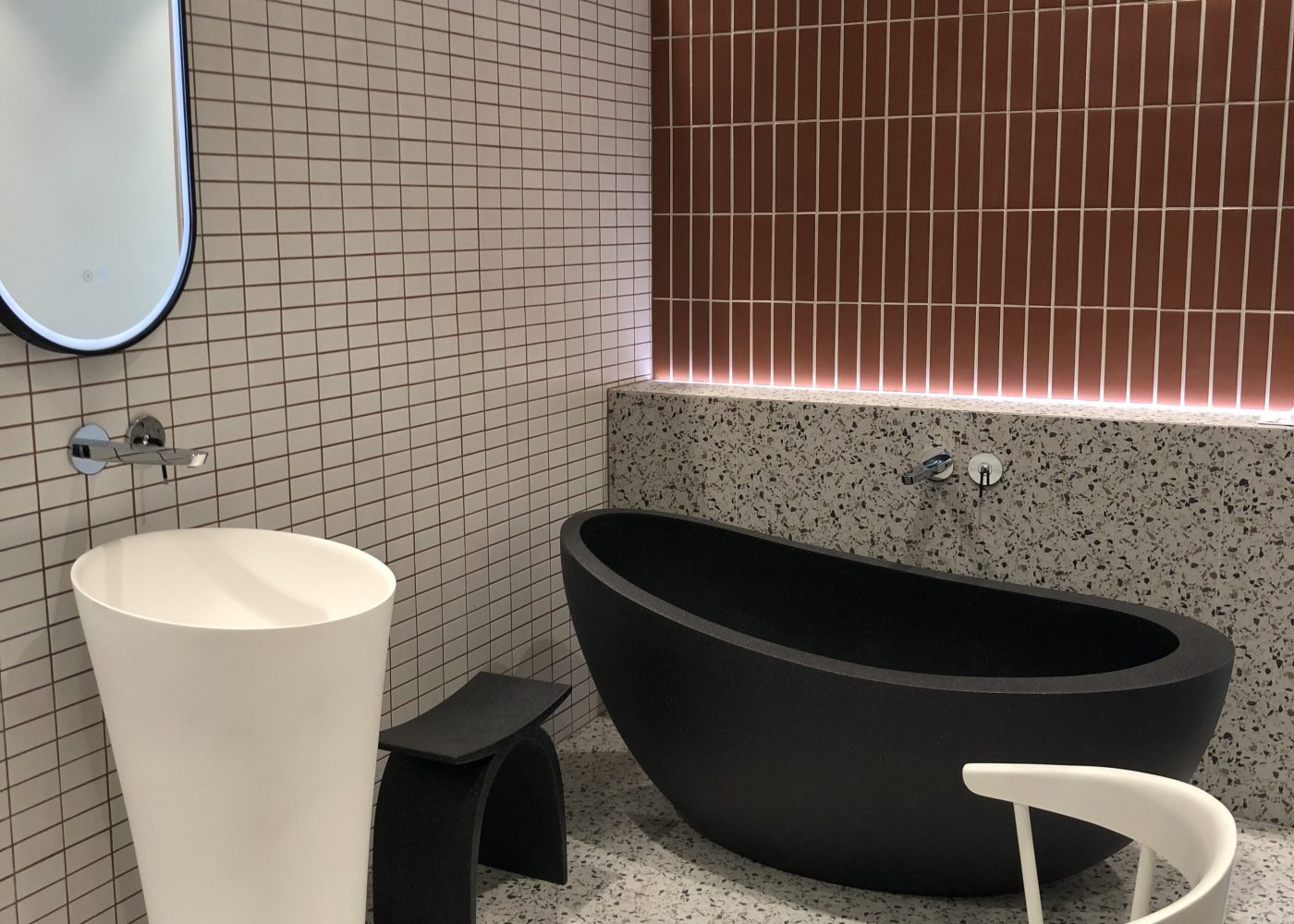 Pietra Bianca Autumn Freestanding Bath