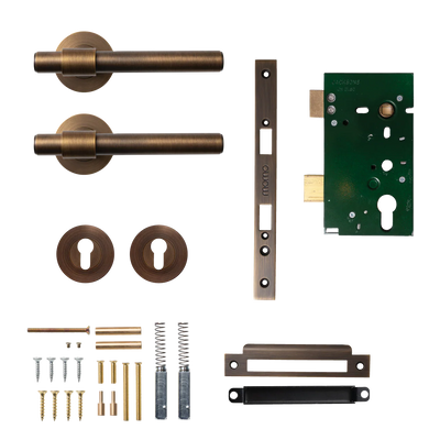 Momo Belgravia Plain Solid Brass Lever Entrance Set Bronze