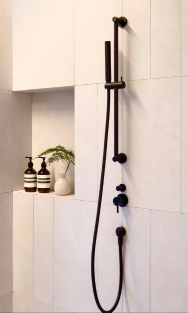 Meir Round Shower on Rail Column - Matte Black