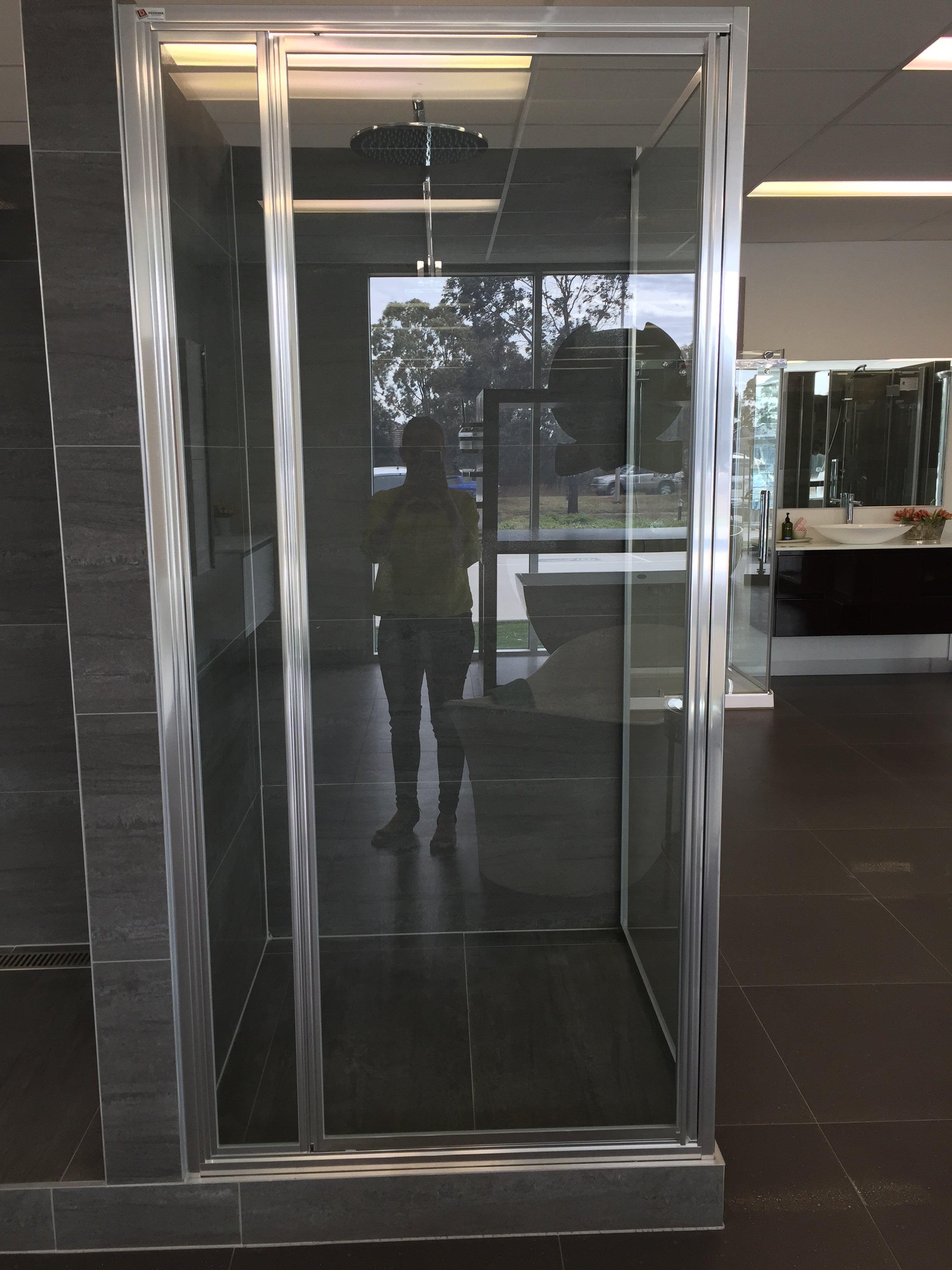 Deluxe Fully Framed Shower Screen