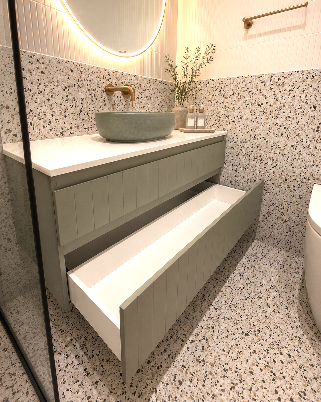 Fifth Avenue Lexington Wall Hung Vanity