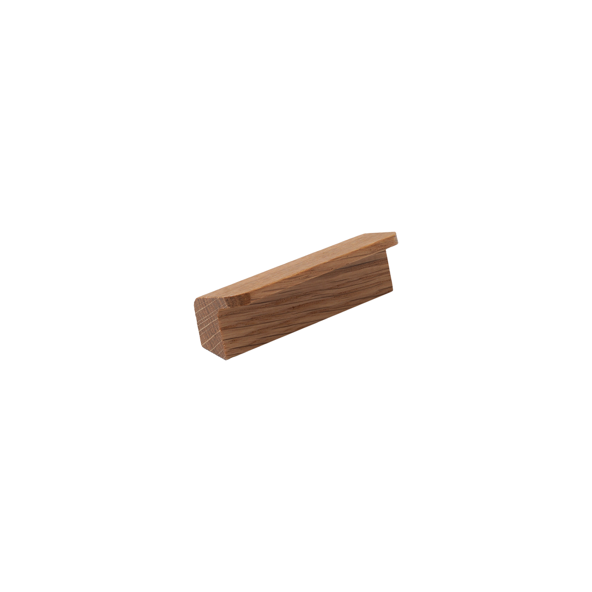 Momo Flapp Wood Pull Handle 32mm in Oak