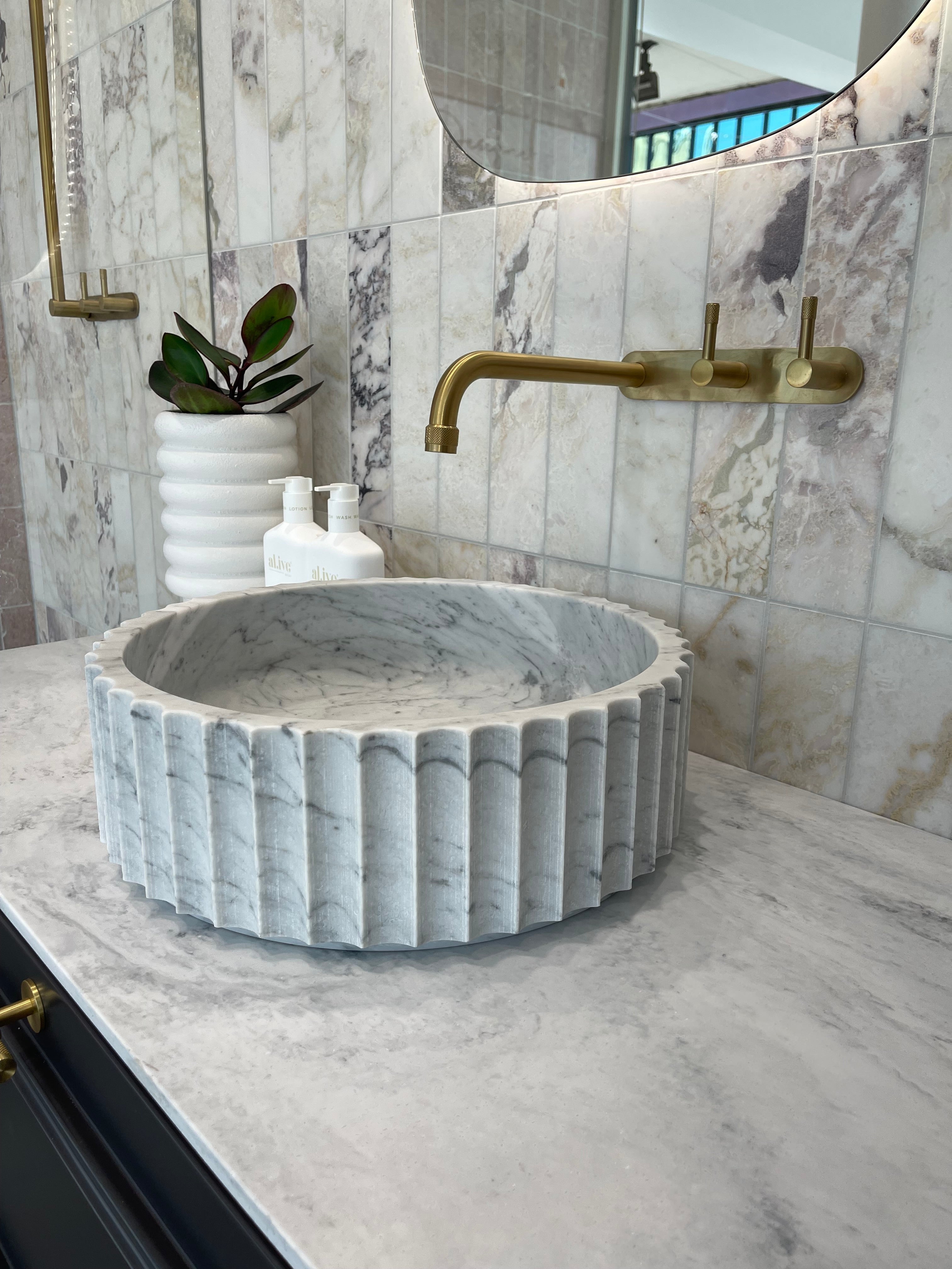 Zen Fluted Carrara Marble Basin