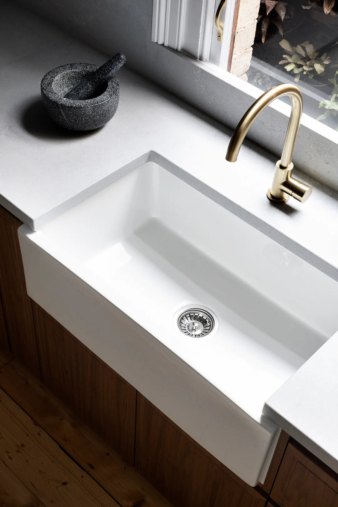 Meir Round Gooseneck Kitchen Mixer Tap with Pinless Handle - Tiger Bronze