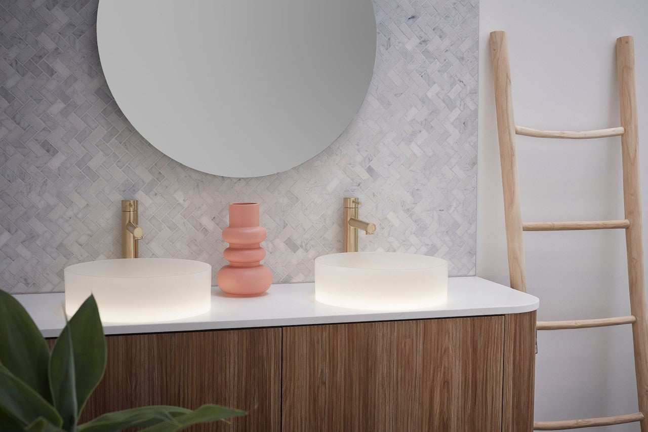 Basin Labs Powder Round Halo Mirror