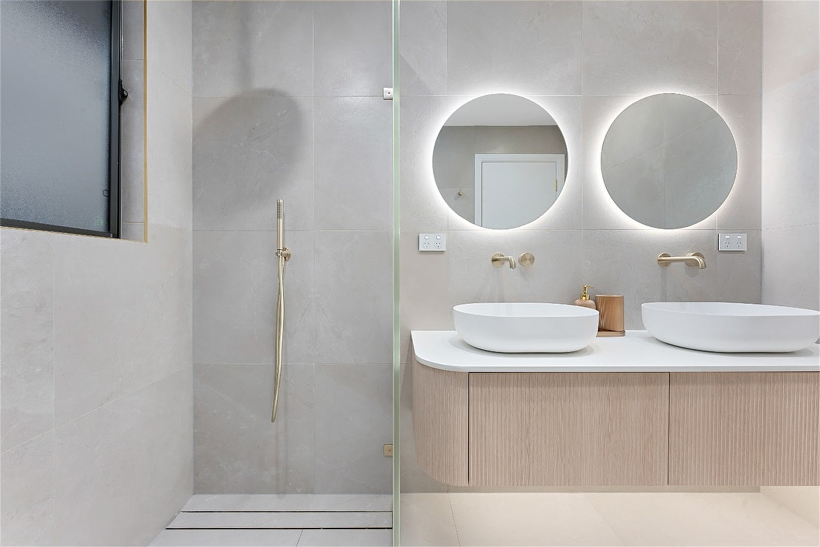 Nero Opal Progressive Wall Basin Set Brushed Gold 120/160/185/230/260mm