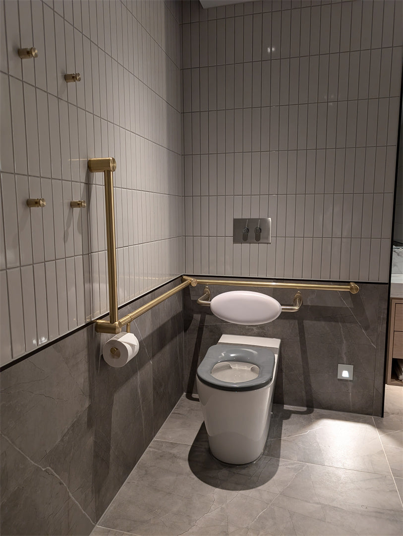 Nero New Mecca Robe Hook Brushed Gold