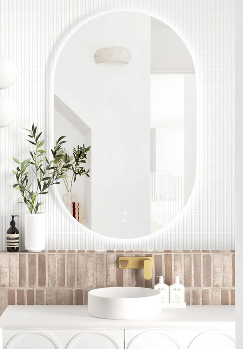 Otti Led Noosa Mirror 900 x 600