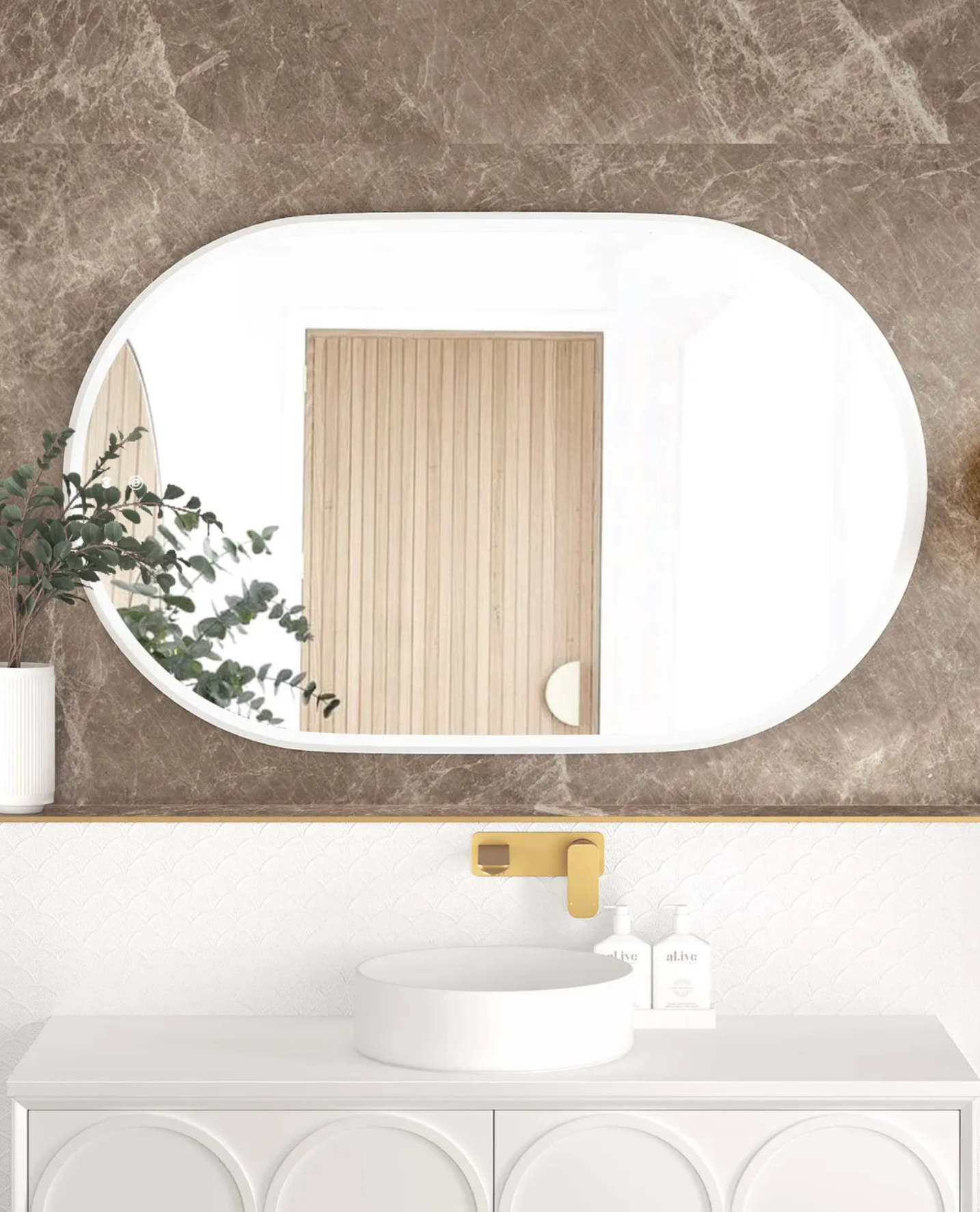 Otti Led Noosa Mirror 1200 x 750