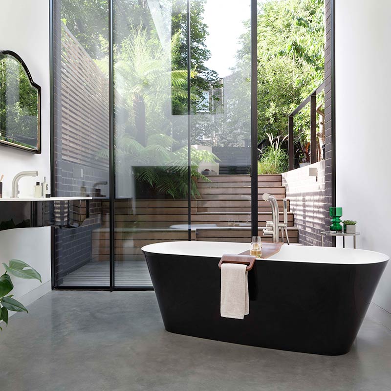 Victoria + Albert Vetralla 1650 Bath