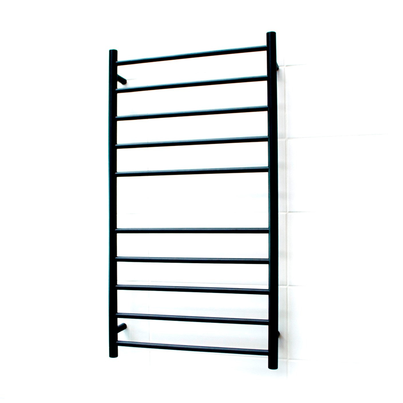 Radiant 240V Heated Round Ladder 600 x 1100 Matt Black