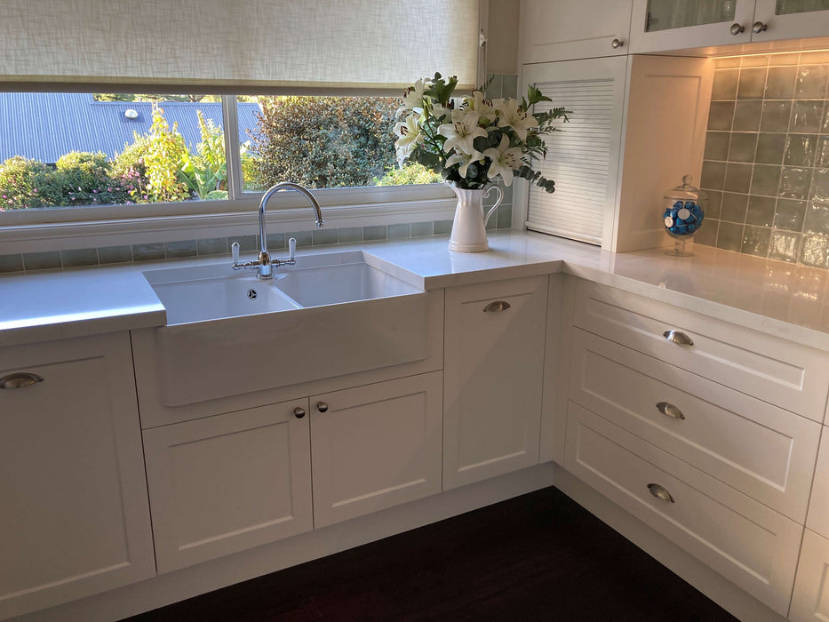 Turner Hastings Chester 80 x 50 Double Flat Fine Fireclay Farmhouse Butler Sink with Taphole and Overflow