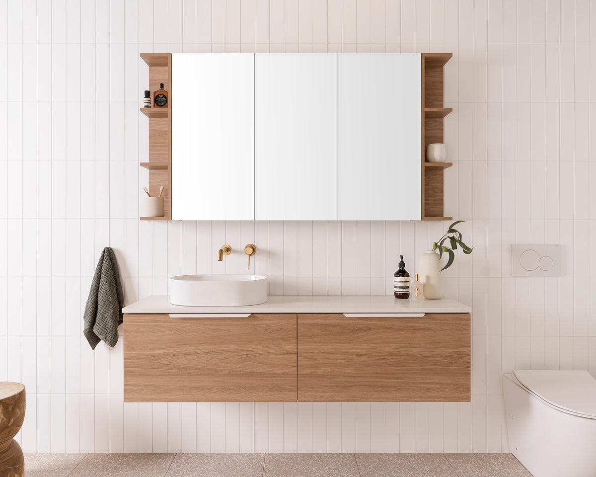 ADP Glacier Shelf Mirrored Cabinet in Prime Oak