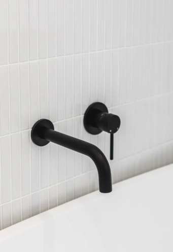 Meir Universal Round Curved Spout Matte Black