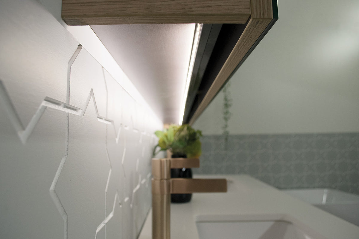 ADP Moonlight Mirrored Cabinet detail