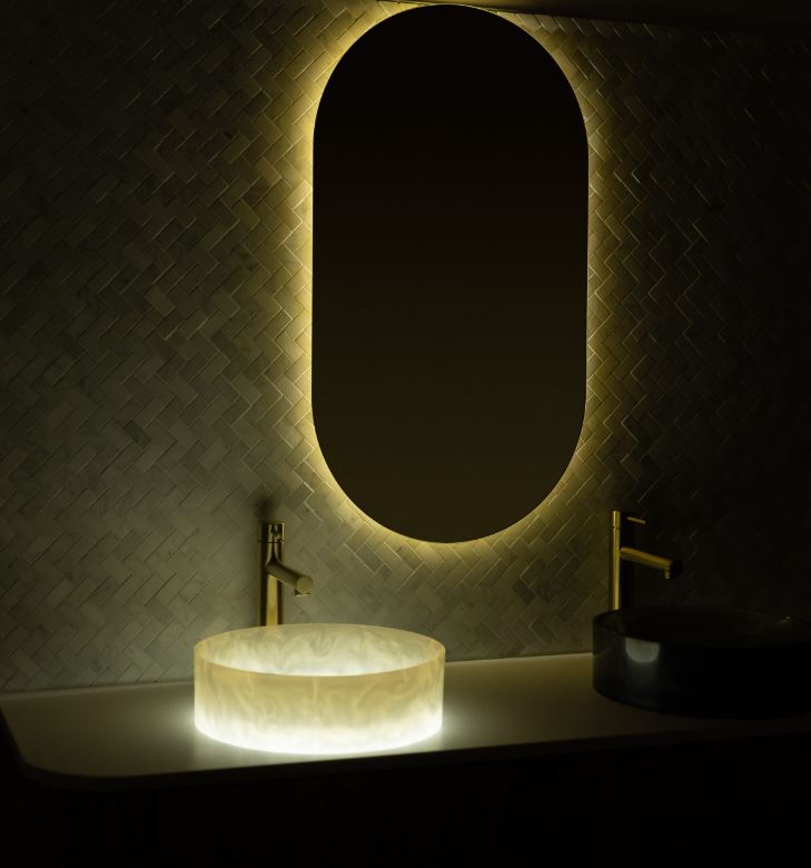 Basin Labs Powder Oval Halo Mirror
