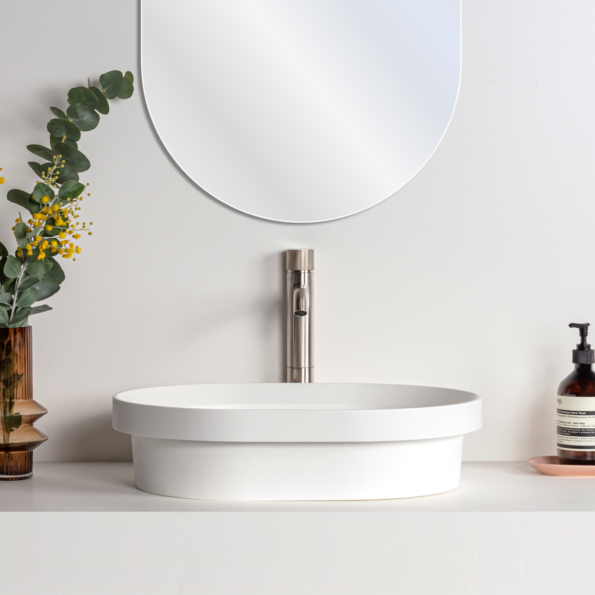 Omvivo Père oval above counter basin