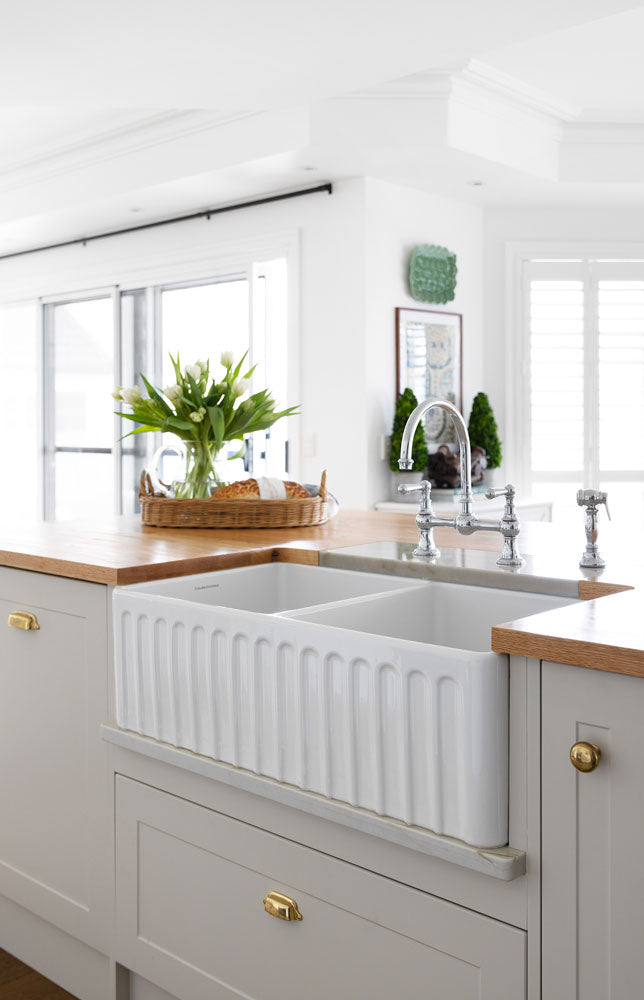 Novi 85 x 46 Fine Fireclay Gloss White Butler Sink - Designer Bathware