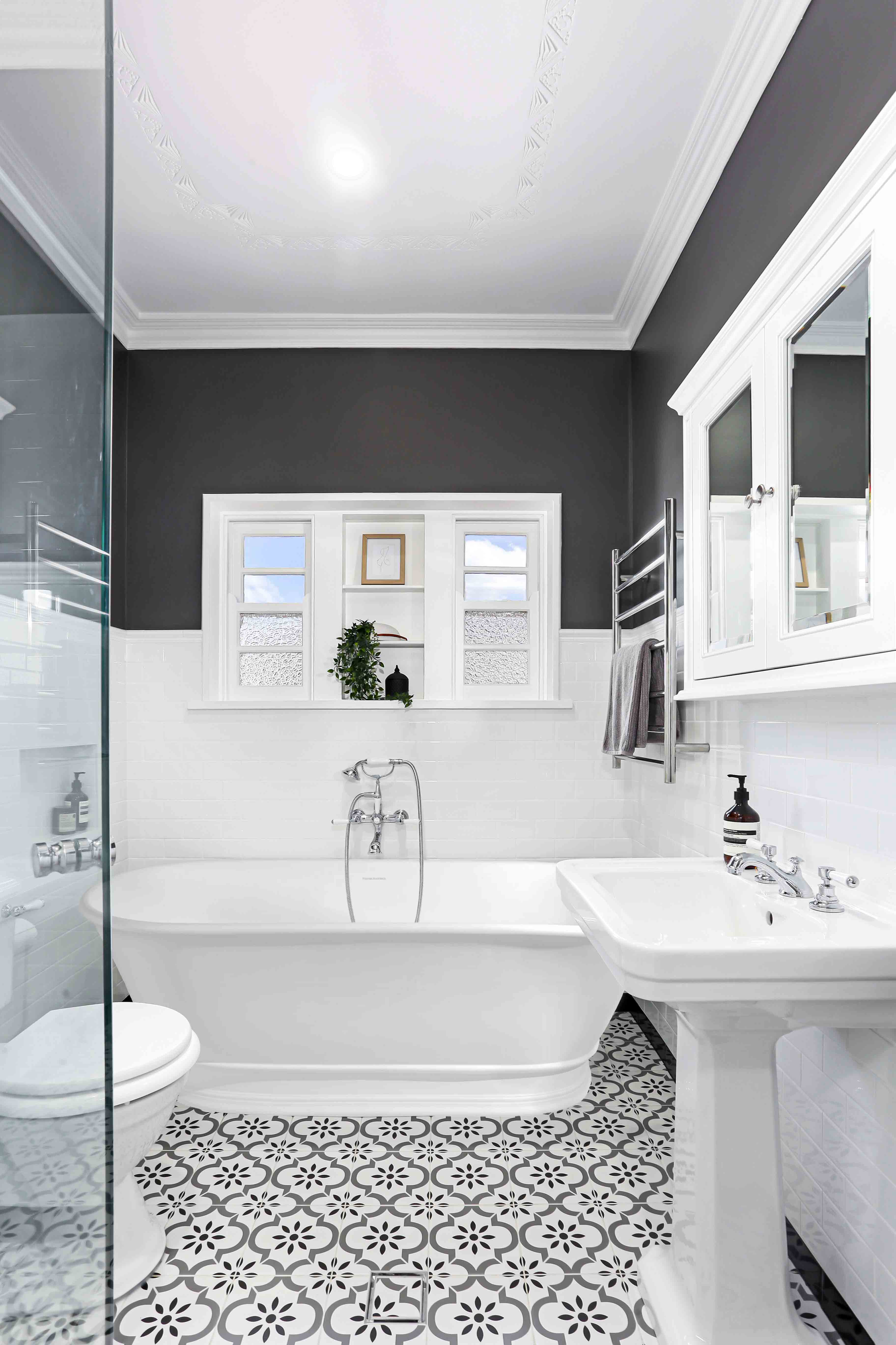 Cambridge 156 x 74 TitanCast Solid Surface Freestanding Bath - Gloss White