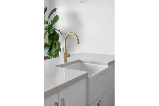 Novi 50 x 46 Fine Fireclay Gloss White Butler Sink - Designer Bathware
