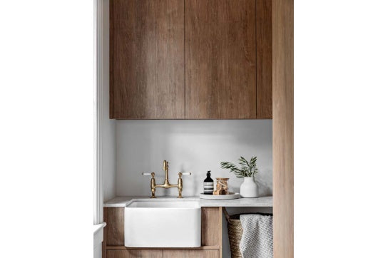 Novi 50 x 46 Fine Fireclay Gloss White Butler Sink - Designer Bathware