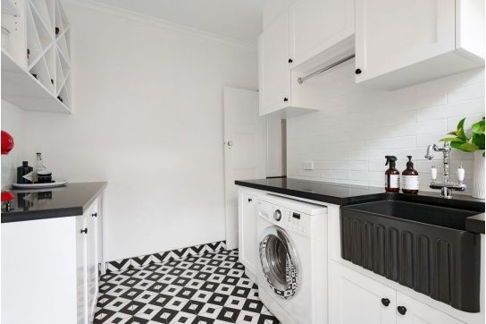 Novi 50 x 46 Fine Fireclay Matte Black Butler Sink - Designer Bathware