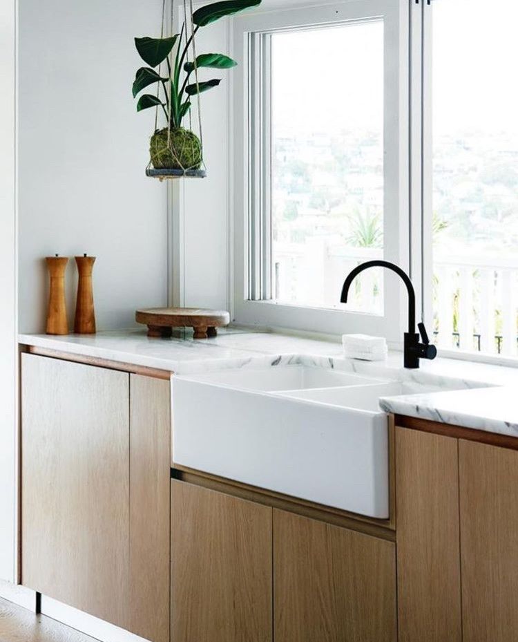 Novi 85 x 46 Fine Fireclay Gloss White Butler Sink - Designer Bathware